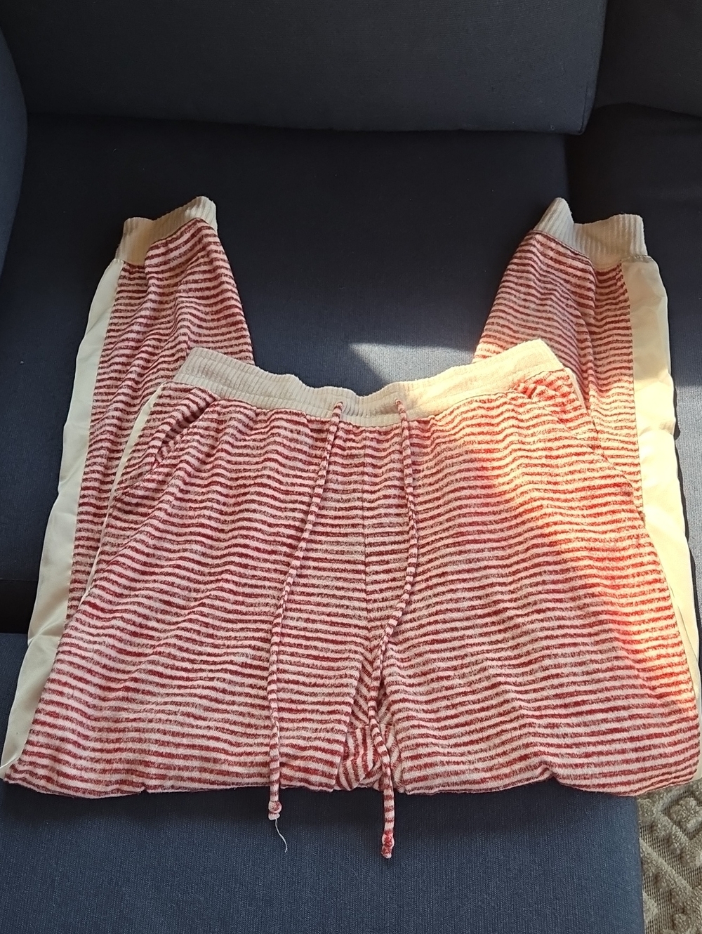 Abercrombie & Fitch Red/White PJ Jogger Pants Stripe Women M Cozy Pockets Lounge - Picture 6 of 9